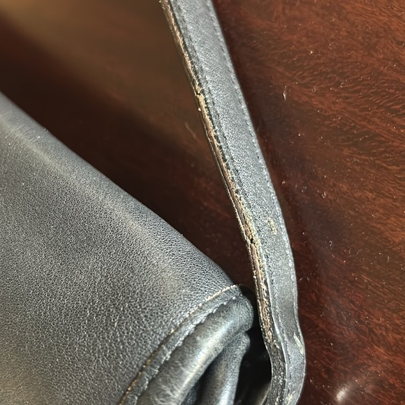 Vintage Coach Shoulder Purse - Picture 8 of 16